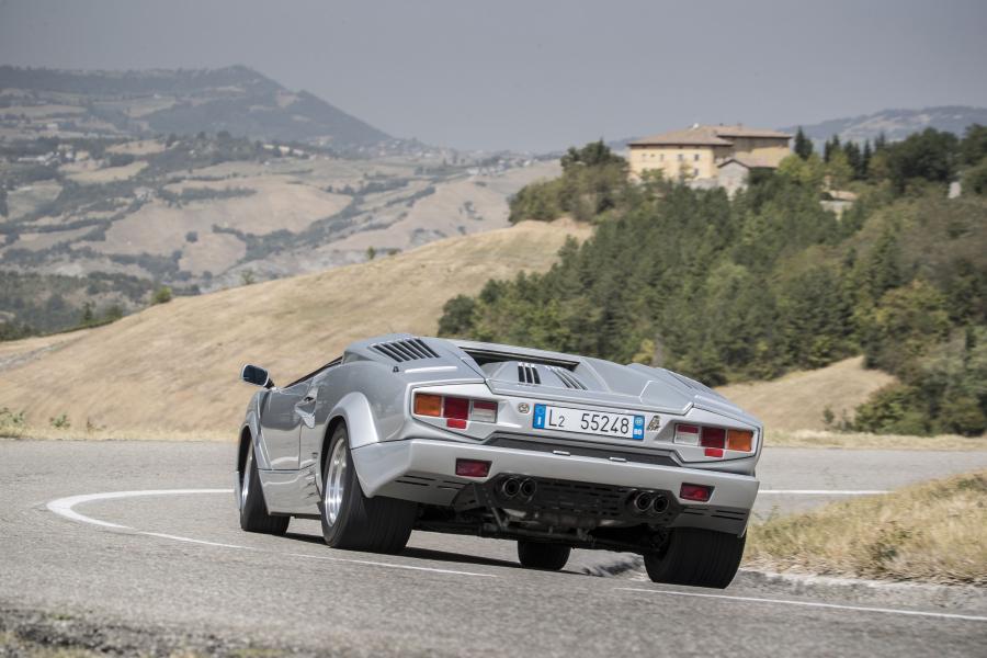 Lamborghini Countach 25th Anniversary 1988 года  (фото 25 из 78)